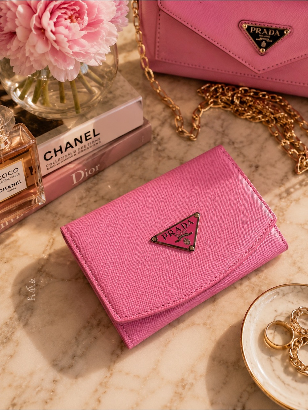 Fashionable Card holder